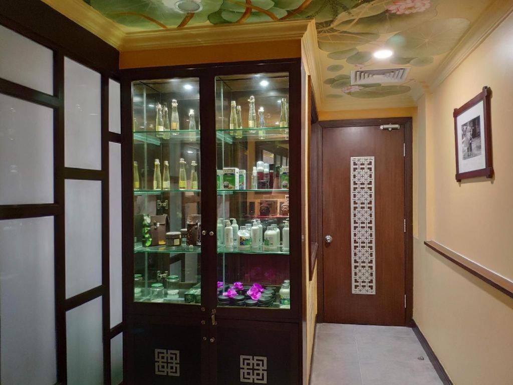 Church Boutique Hotel Hang Trong ฮานอย ภายนอก รูปภาพ