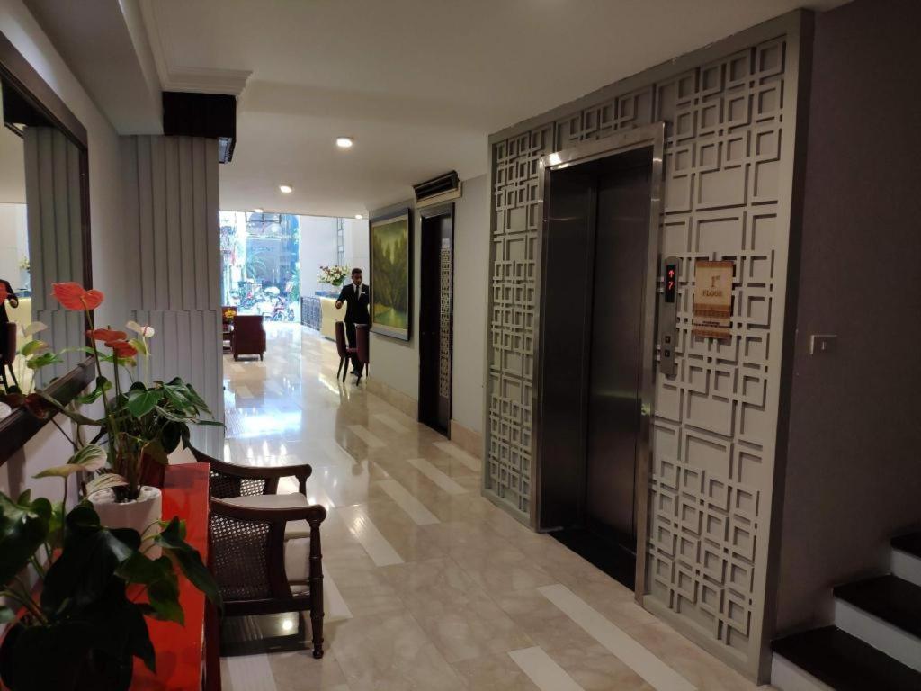 Church Boutique Hotel Hang Trong ฮานอย ภายนอก รูปภาพ