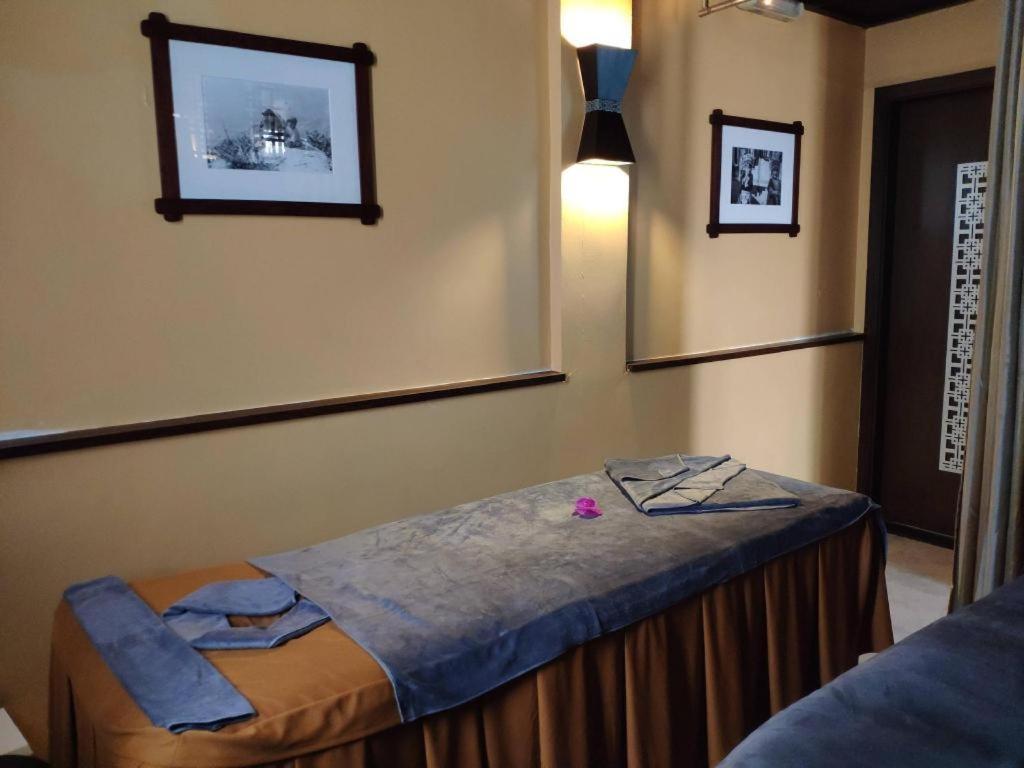 Church Boutique Hotel Hang Trong ฮานอย ภายนอก รูปภาพ