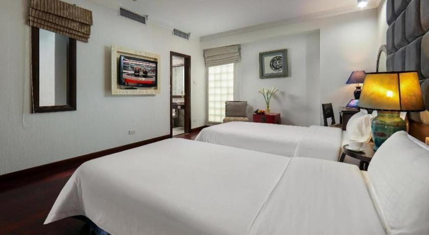 Church Boutique Hotel Hang Trong ฮานอย ภายนอก รูปภาพ