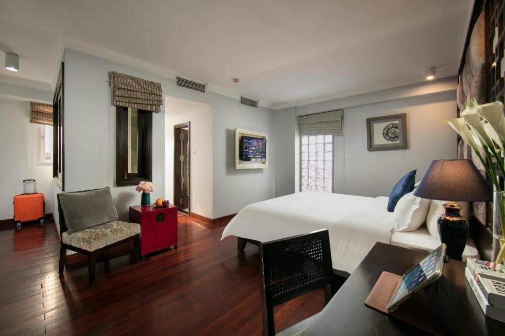 Church Boutique Hotel Hang Trong ฮานอย ภายนอก รูปภาพ