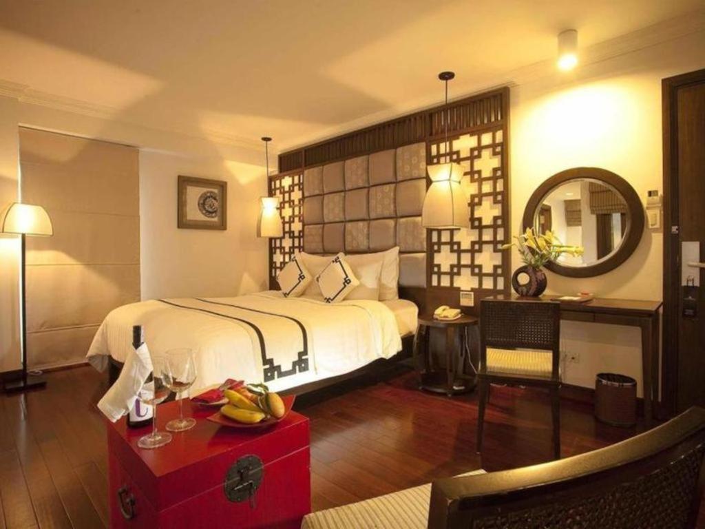 Church Boutique Hotel Hang Trong ฮานอย ภายนอก รูปภาพ
