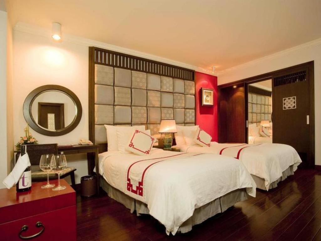 Church Boutique Hotel Hang Trong ฮานอย ภายนอก รูปภาพ
