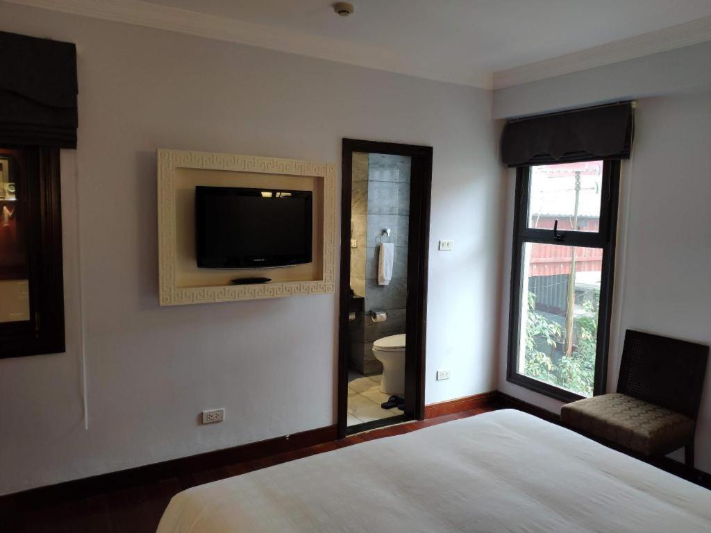 Church Boutique Hotel Hang Trong ฮานอย ภายนอก รูปภาพ