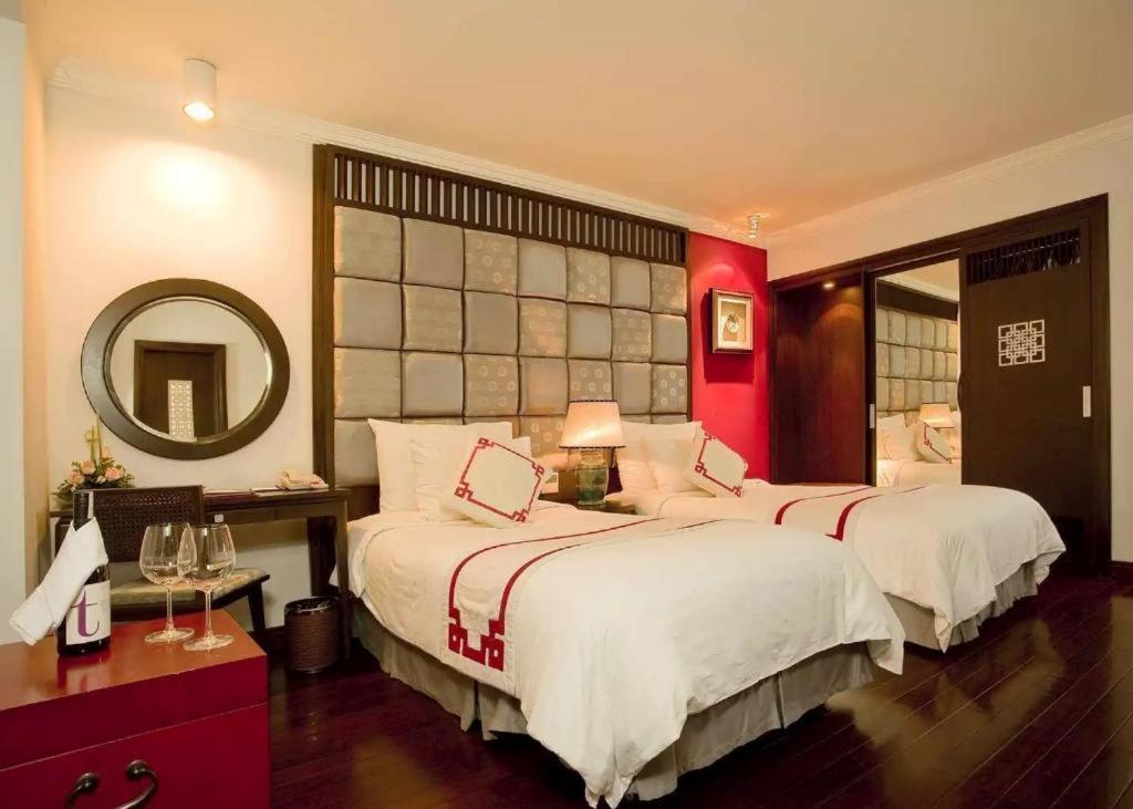 Church Boutique Hotel Hang Trong ฮานอย ภายนอก รูปภาพ