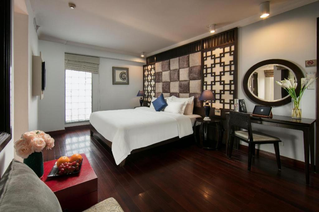 Church Boutique Hotel Hang Trong ฮานอย ภายนอก รูปภาพ